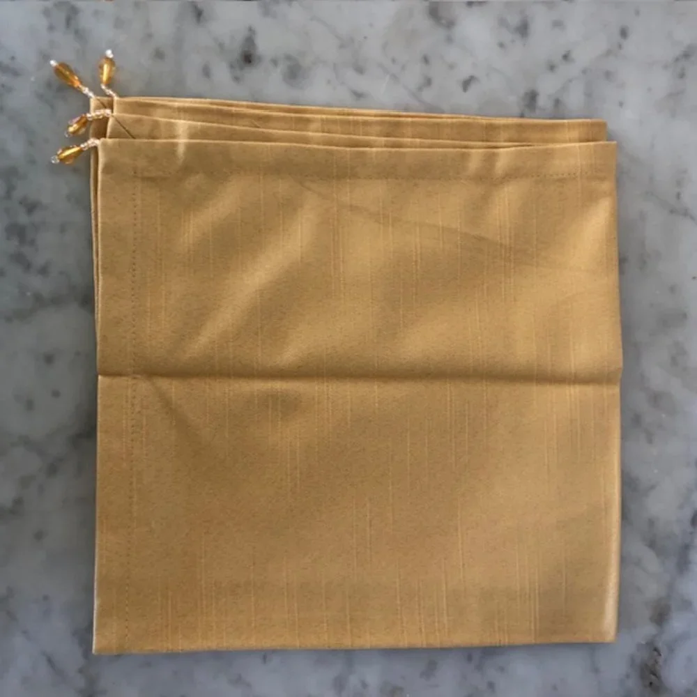 WATERFORD Linens Shanghai Gold Leaf Beaded Napkins 4